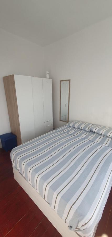 Ferienwohnung Habitacion Pequena Con Balcon Vigo Exterior foto